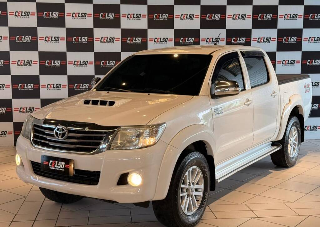 TOYOTA HILUX 3.0 SRV TOP 4X4 CD 16V TURBO INTERCOOLER DIESEL 4P AUTOMÁTICO