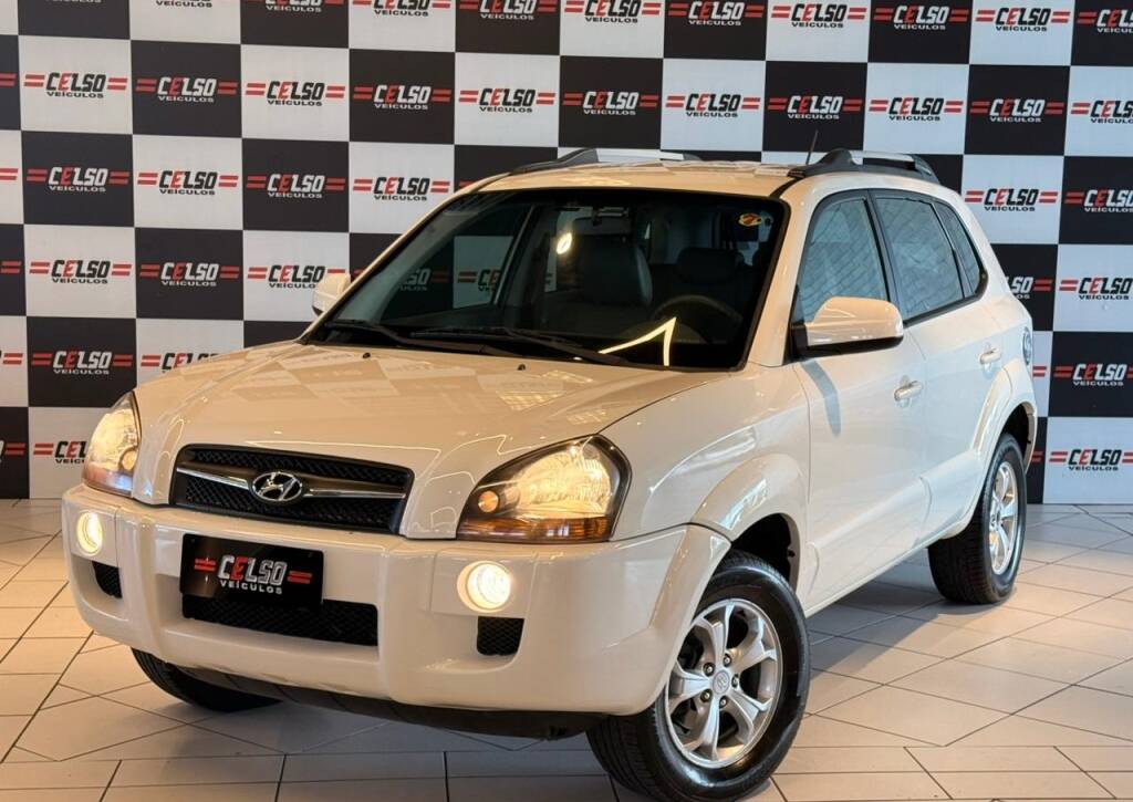 HYUNDAI TUCSON 2.0 MPFI GLS TOP 16V 143CV 2WD FLEX 4P AUTOMÁTICO